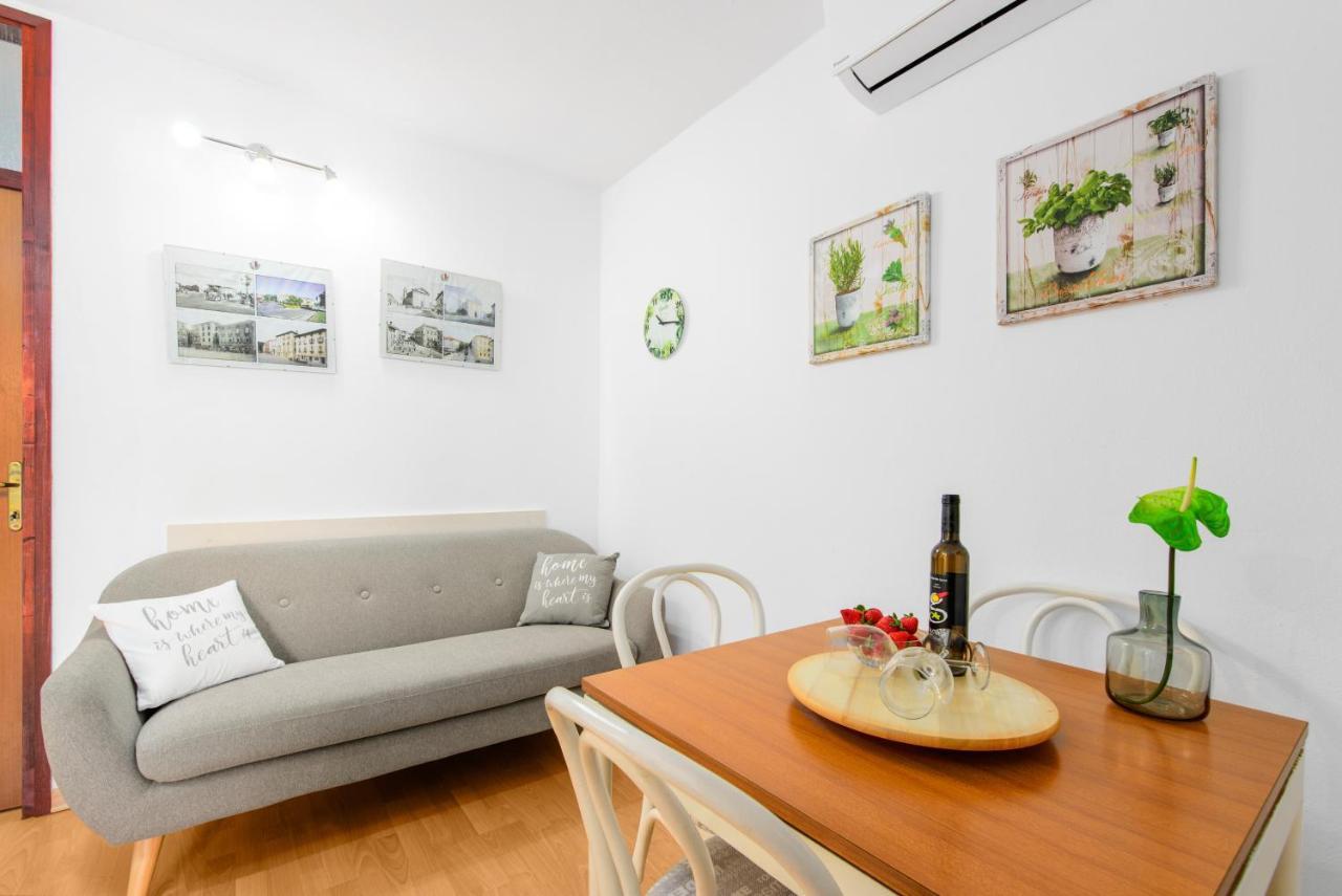 Apartment Felix Poreč Dış mekan fotoğraf
